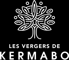 Logo de la marque "Les vergers de Kermabo" sur fond noir